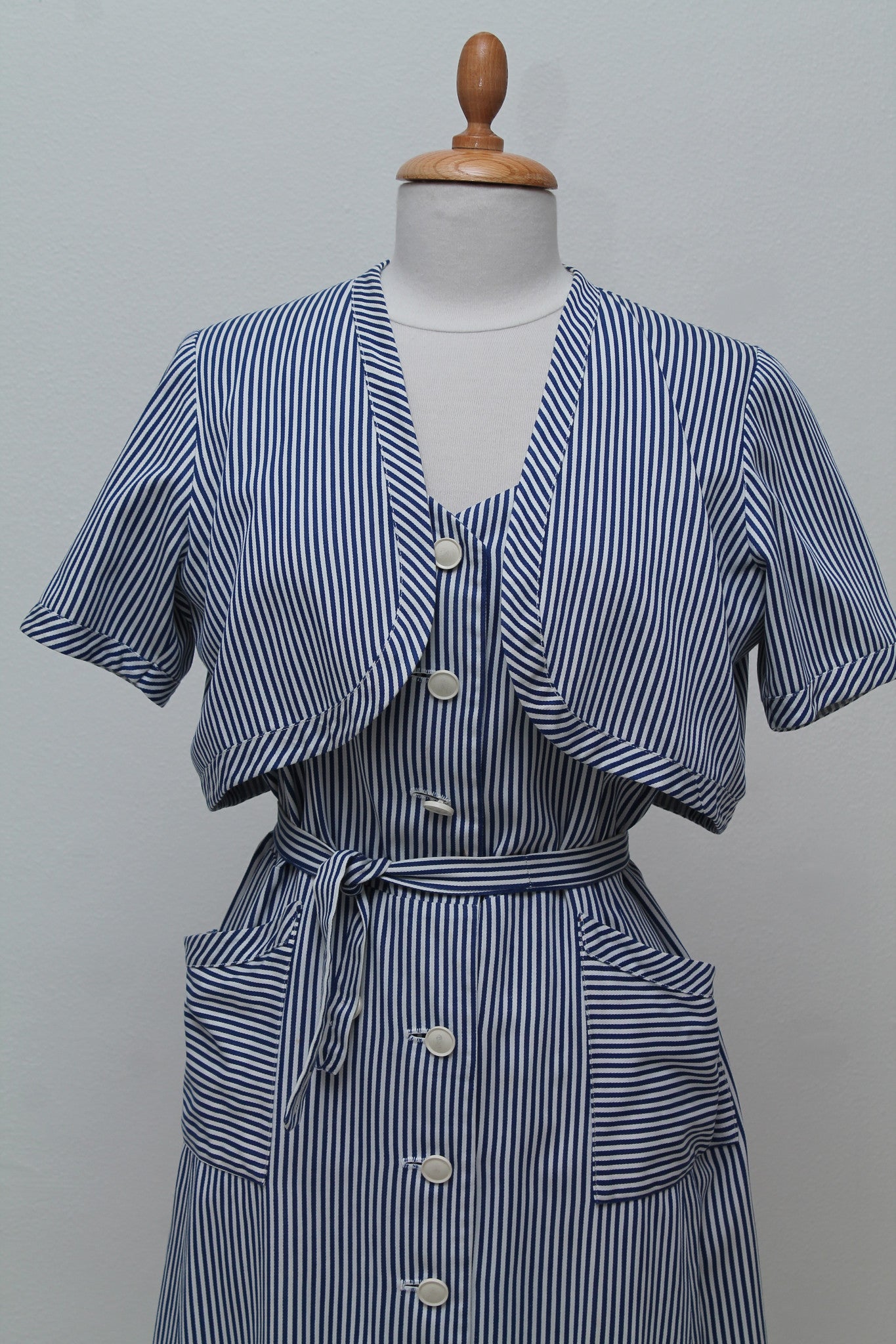 Stribet hverdagskjole med bolero 1950. XL