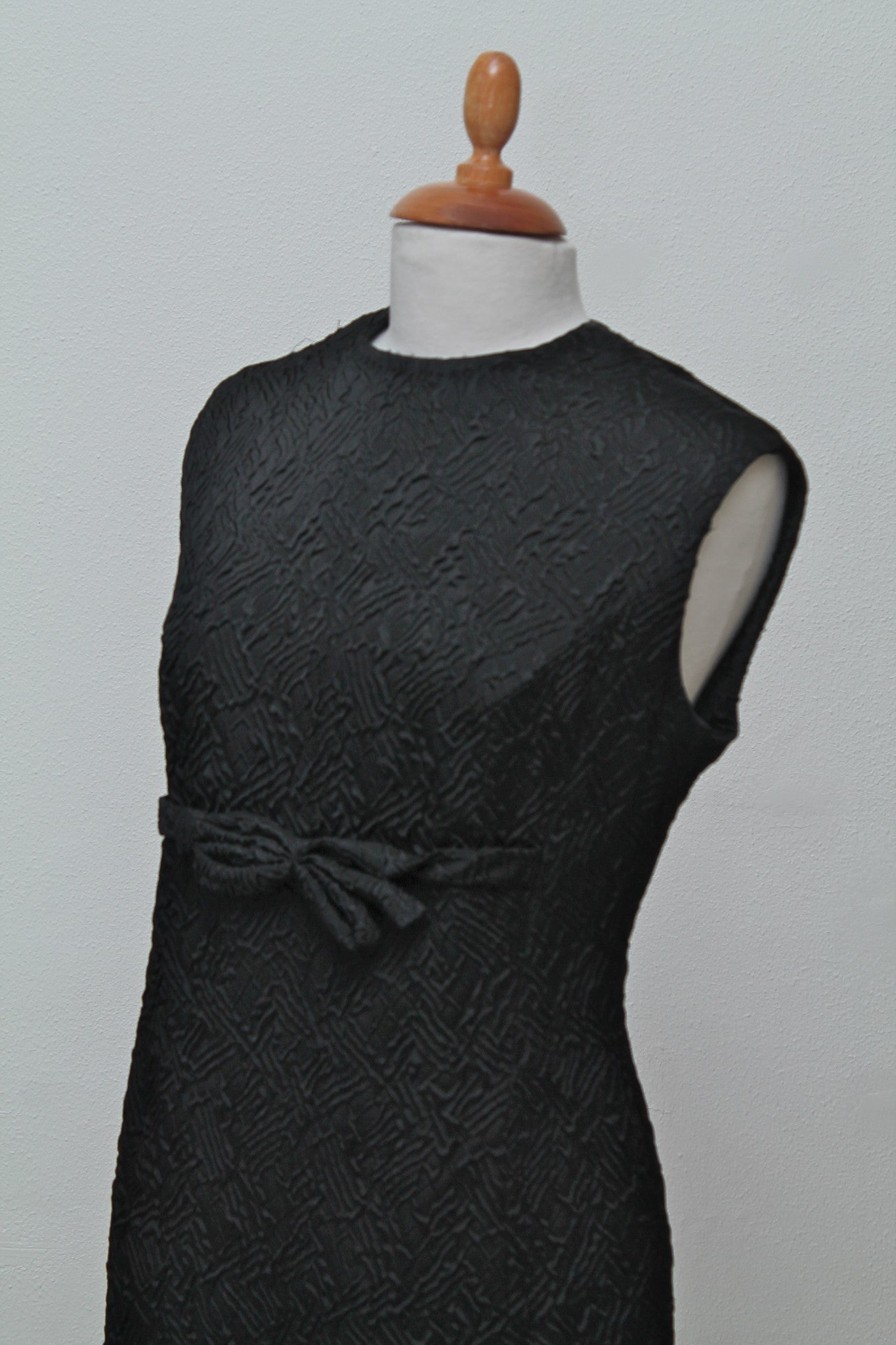 Sort cocktailkjole 1960. L